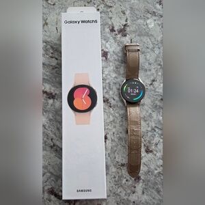 Samsung Galaxy Watch5 with Brown Strap